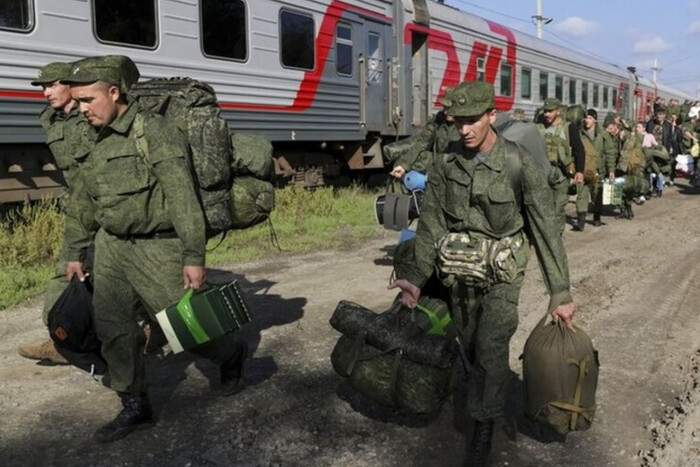 Bloomberg: кубинці їдуть на війну проти України через щедрі виплати і паспорти РФ 