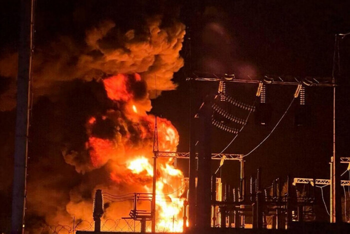 У російському Туапсе пролунали вибухи у районі нафтобази