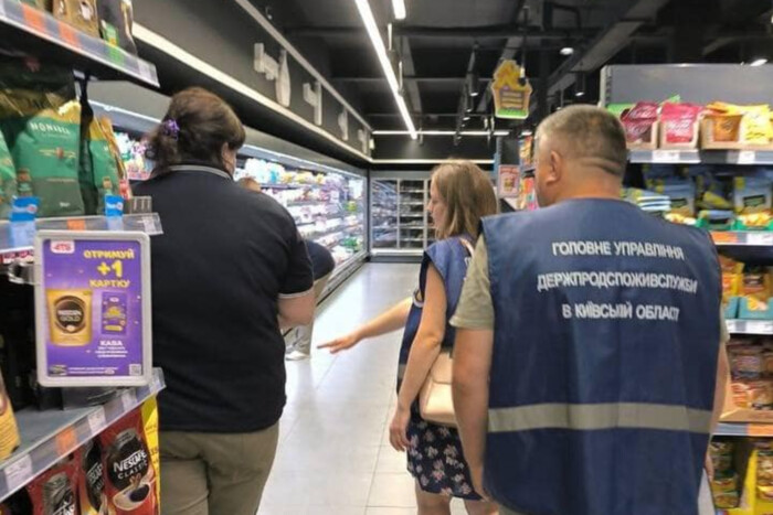 Держпродспоживслужба через спеку взялась перевіряти магазини на Київщині