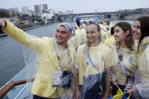 Українська збірна на церемонії відкриття Олімпіади-2024: подробиці вражаючого плавучого дебюту