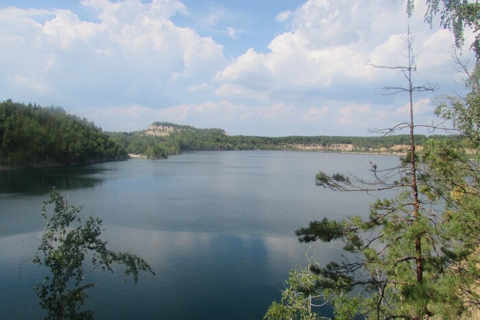 Дібровський кар'єр на Житомирщині: рай для відпочинку та дайвінгу