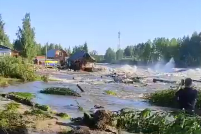У Карелії розмило перемичку на Біломорканалі: шестеро росіян зникли безвісти (відео)