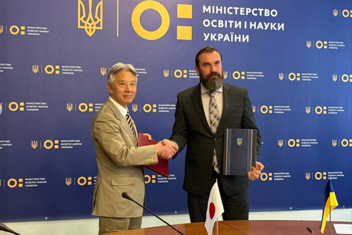 В Україну прибув міністр освіти та науки Японії (фото, відео)