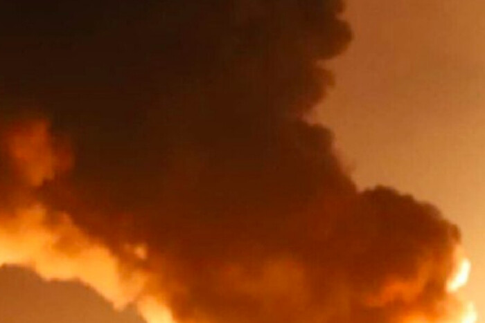 У Курській області РФ спалахнула пожежа після атаки БпЛА