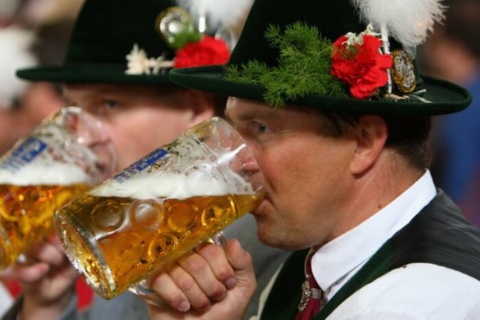 Німеччина «підживлює» економіку пивом: яка країна купує найбільше