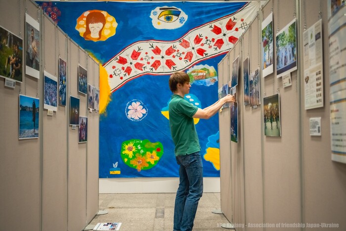 У Токіо відкрлась українська виставка про мир (фото)