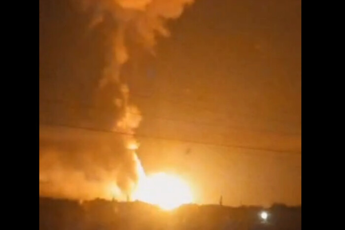 Ростовську область атакували БпЛА: на військовому аеродромі лунають вибухи