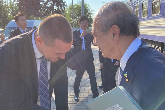 На порядку денному протидія корупції: до України прибув міністр юстиції Японії Рюдзі