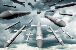 По словам анонимного источника в украинской обороне, Россия может жестко отреагировать на боевые действия в Курской области