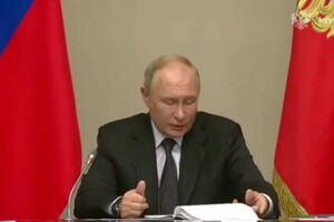 Путін помітно нервує