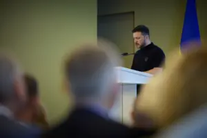 За словами президента, необхідно посилити інституційну присутність України у країнах-партнерах