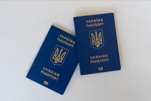 «Укрпошта» доставлятиме закордонні паспорти українцям по всьому світу