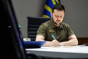 Зеленський підписав указ про забезпеченням житлом Героїв України