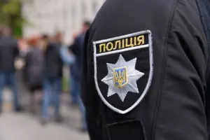Правоохоронцям вдалося підтвердили факт образи, а також порушення правил дорожнього руху поліцейською