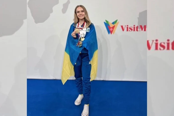 Українка перемогла на чемпіонаті світу з пауерліфтингу серед юніорок