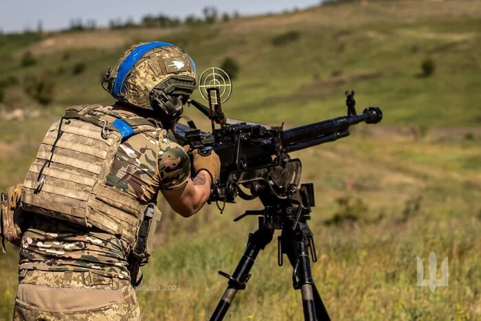 Военный обзор из Донбасса. Противник тянет на пределе