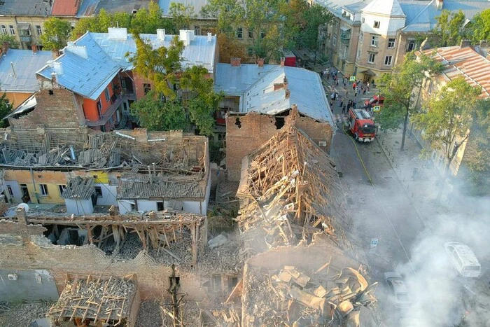 Обстріл Львова та Кривого Рогу: Зеленський показав масштаби руйнувань (фото )