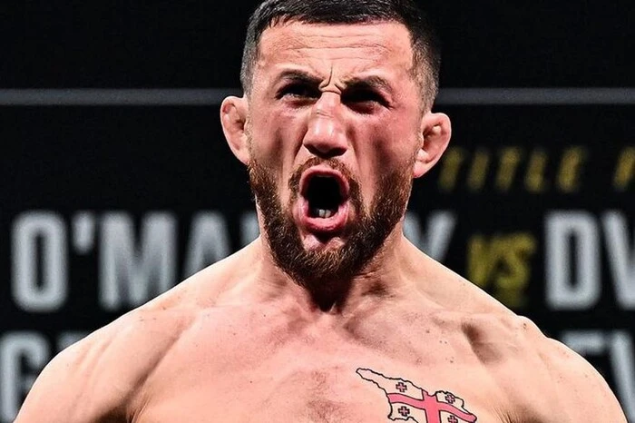 Грузин Двалішвілі, який підтримує Україну, став чемпіоном UFC