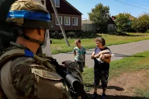 Військова комендатура пояснила, яку політику застосовує до росіян призовного віку у Суджі 