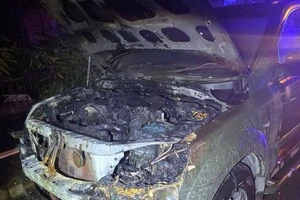 У Києві неповнолітній спалив авто, яке журналісти купили для військових (фото)