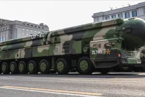 Китай вперше за понад 40 років провів запуск міжконтинентальної балістичної ракети