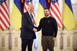 Зеленський зустрівся з Байденом та взяв участь у зустрічі «G7+Україна»