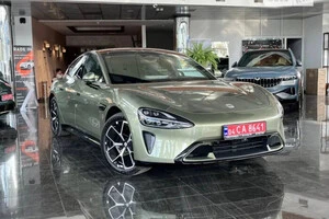 Xiaomi SU7 привезли в Украину