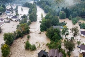 Кількість загиблих від повеней у Боснії зросла до 19 осіб