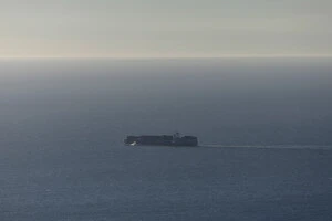 Європейські порти кілька тижнів не приймають пошкоджене судно РФ із селітрою – NYT