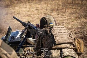 На передовій насамперед необхідно закрити піхоту від ворожої артилерії, вважає Петро Кузик 