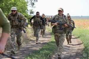 Бійці батальйону Ахіллес показали, як нищать 17 одиниць техніки РФ біля Кругляківки