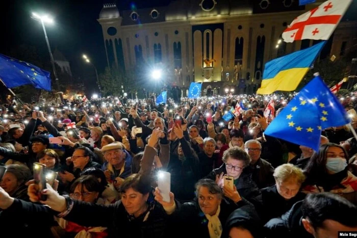 МЗС України закликало грузинський уряд «не йти білоруським шляхом»