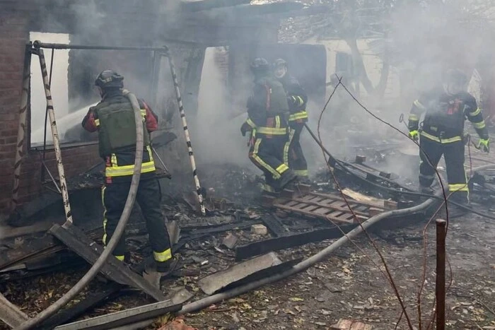 Росіяни поцілили по обʼєкту інфраструктури у Запоріжжі, є поранені