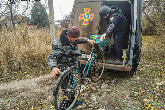 Влада оголосила про посилення евакуації з однієї з громад Харківщини