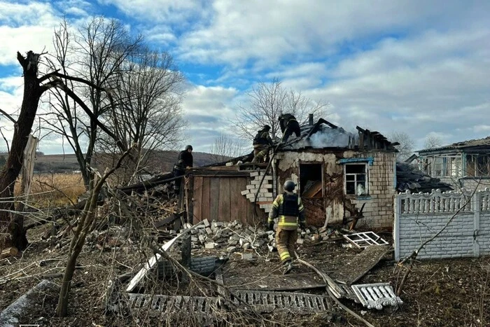 120 ракет і 90 дронів. Зеленський повідомив деталі російського обстрілу