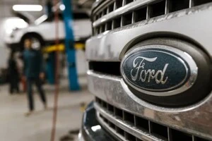 Автогігант Ford анонсує звільнення у Європі: хто у цьому винен