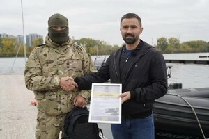 Нові катери та екіпажі: Сталевий фронт візвітував про допомогу Силам оборони обороняти морські кордони України 