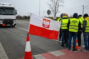 Польські фермери погрожують заблокувати весь кордон із Україною