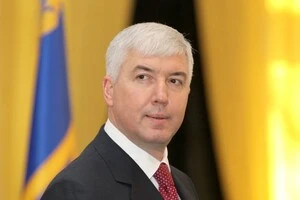 Справа ексміністра оборони Саламатіна про розкрадання $24 млн передана до суду