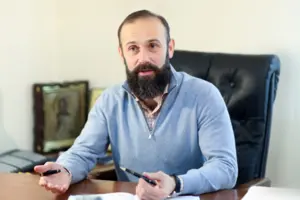 Слідство стверджує, що під час роботи суддею Ємельянов побудував «бізнес» на судових рішеннях