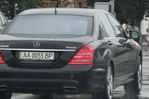 Наявність автомобіля у Австрії може стати перепоною для отримання допомоги біженцю з України