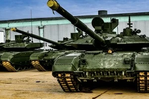 Російські танки Т-90М
