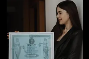 Найшвидший манікюр. Українка потрапила до книги рекордів