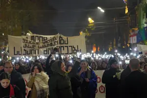 Грузинські держслужбовці приєдналися до акції протесту у Тбілісі