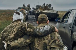 За законом після спливання граничного терміну безперервного перебування на лікуванні (в тому числі й у відпустці) військовослужбовець підлягає огляду ВЛК