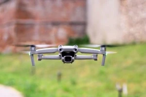 Дрони, оснащені новою технологією, були випущені у Китаї