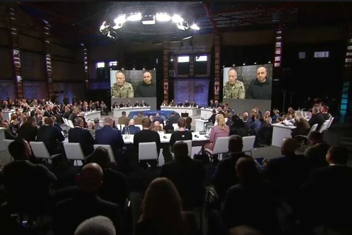 Сирський: окупанти значно посилили тиск на трьох напрямках