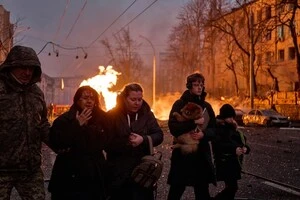 Ранковий масований ракетний удар по Києву. Фото наслідків