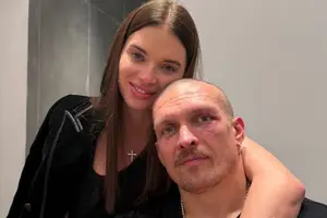 Катерина Усик привітала свого чоловіка з перемогою над Ф'юрі