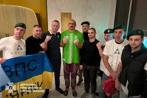 Після бою в Ер-Ріяді Олександр Усик провів зустріч з військовими